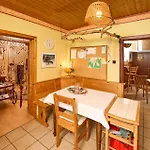 Im Raeubernest Holiday home *