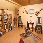 Holiday home Im Raeubernest