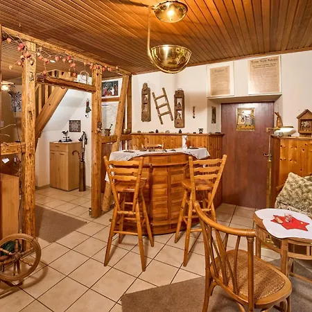 Im Raeubernest Casa de Férias Weiler (Mayen-Koblenz)